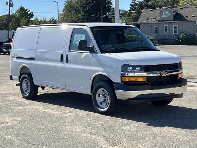 2025 Chevrolet Express Cargo Van RWD 2500 Regular Wheelbase WT
