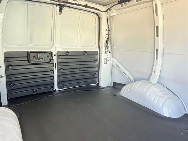 2025 Chevrolet Express Cargo Van RWD 2500 Regular Wheelbase WT