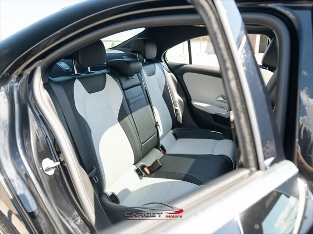 2022 Mercedes-Benz A 220 A 220