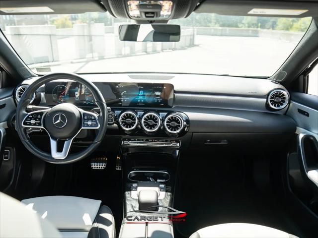 2022 Mercedes-Benz A 220 A 220