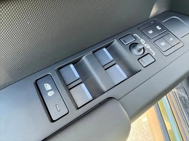 2026 Land Rover Defender P300 S