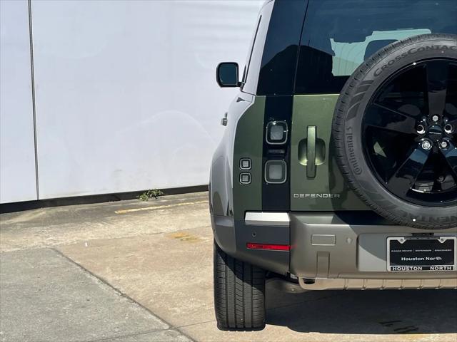 2026 Land Rover Defender P300 S