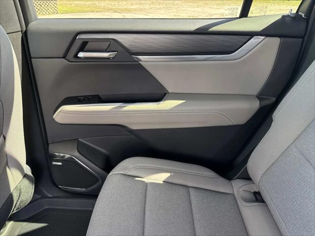 2026 GMC Acadia Elevation FWD