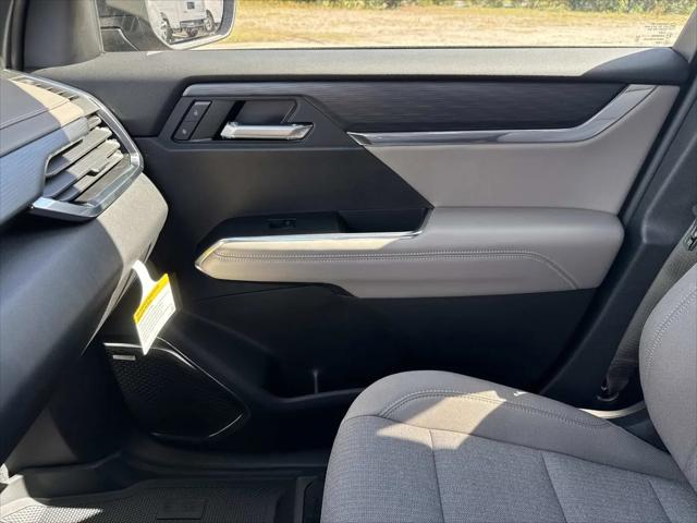 2026 GMC Acadia Elevation FWD
