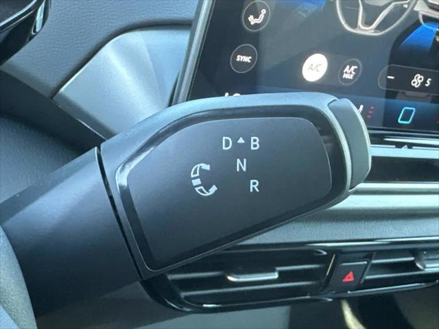 2025 Volkswagen ID.4 Pro