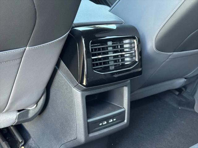 2025 Volkswagen ID.4 Pro