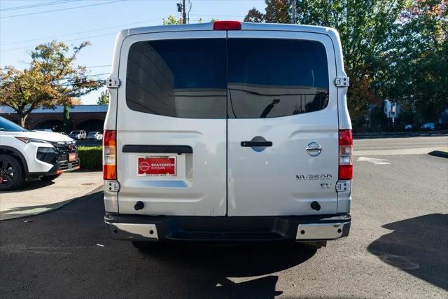 2020 Nissan 3500 SV