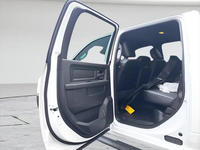 2026 Ram 3500 Tradesman Crew Cab 4x4 8' Box