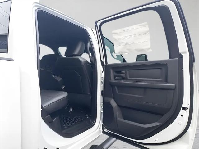 2026 Ram 3500 Tradesman Crew Cab 4x4 8' Box