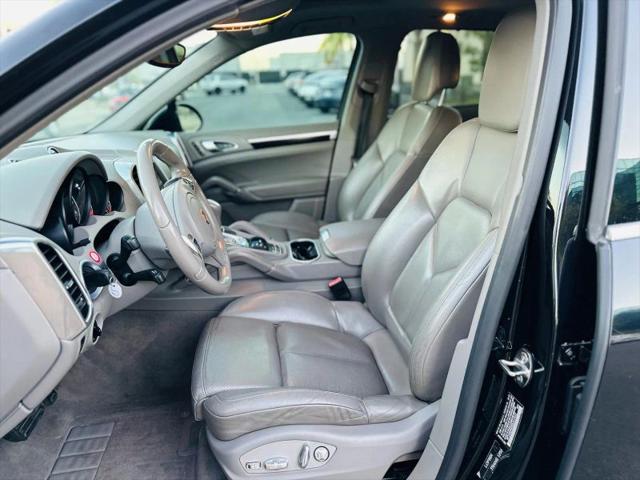2013 Porsche Cayenne Base