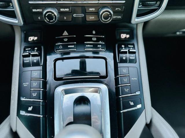 2013 Porsche Cayenne Base