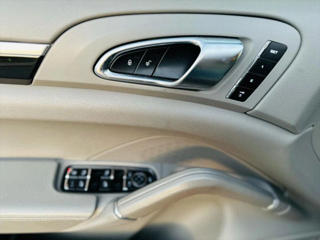 2013 Porsche Cayenne Base