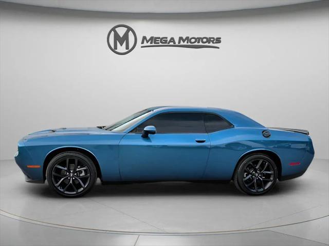 2022 Dodge Challenger SXT