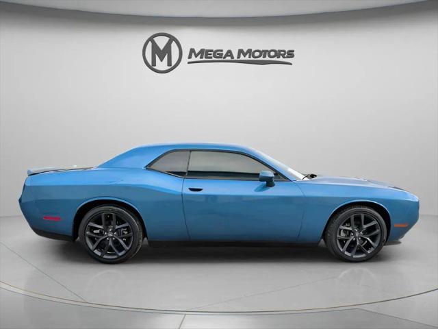 2022 Dodge Challenger SXT