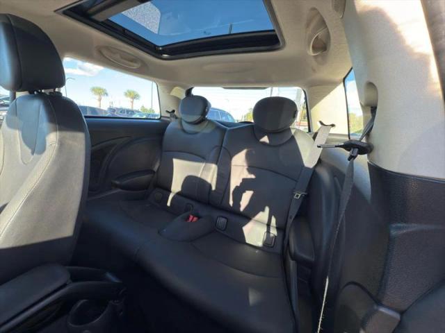 2013 MINI Hardtop Cooper