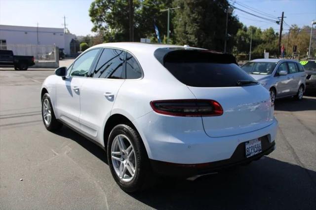 2018 Porsche Macan Base