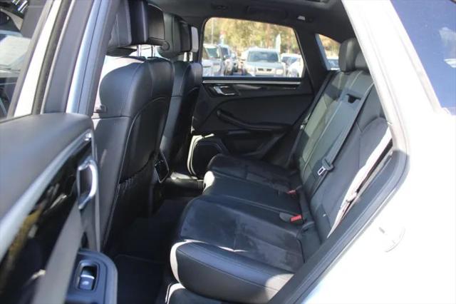 2018 Porsche Macan Base