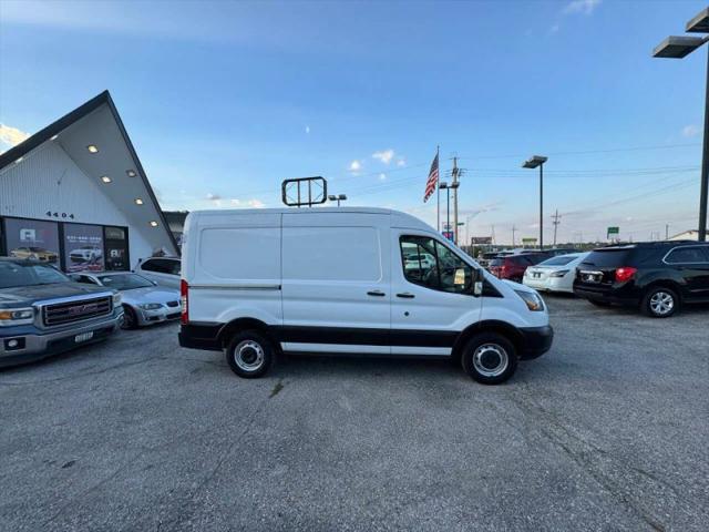 2019 Ford Transit Medium Roof w/Sliding Side Door w/RWB