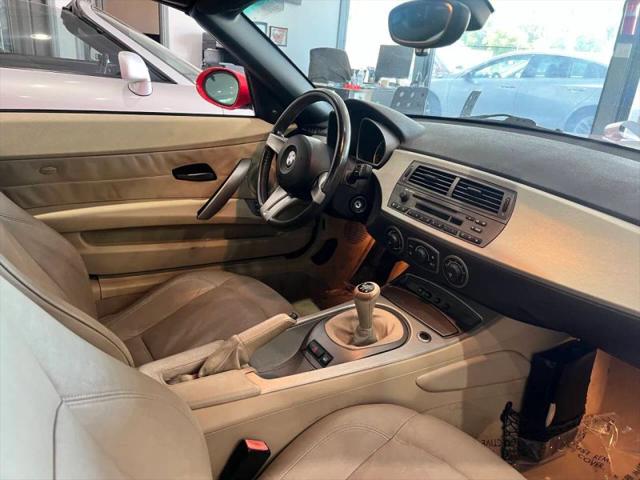 2003 BMW Z4 2.5i