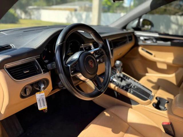 2017 Porsche Macan Base
