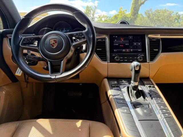 2017 Porsche Macan Base