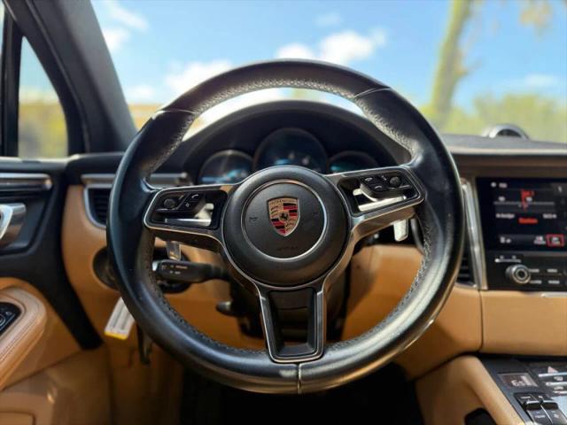 2017 Porsche Macan Base