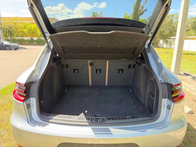 2017 Porsche Macan Base