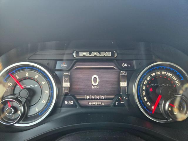 2022 Ram 1500 Big Horn Crew Cab 4x4 5'7" Box