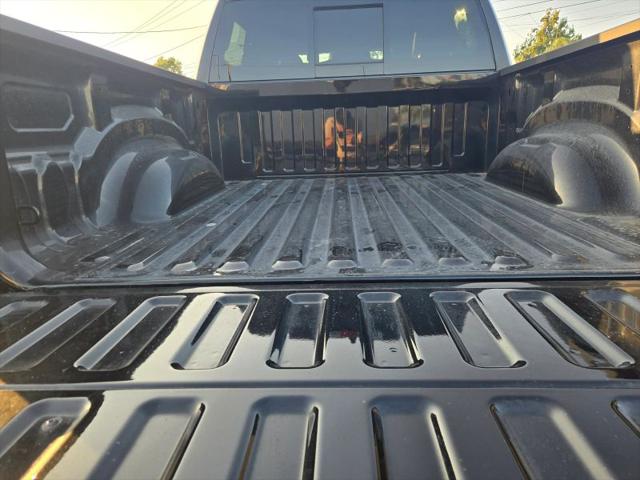 2022 Ram 1500 Big Horn Crew Cab 4x4 5'7" Box