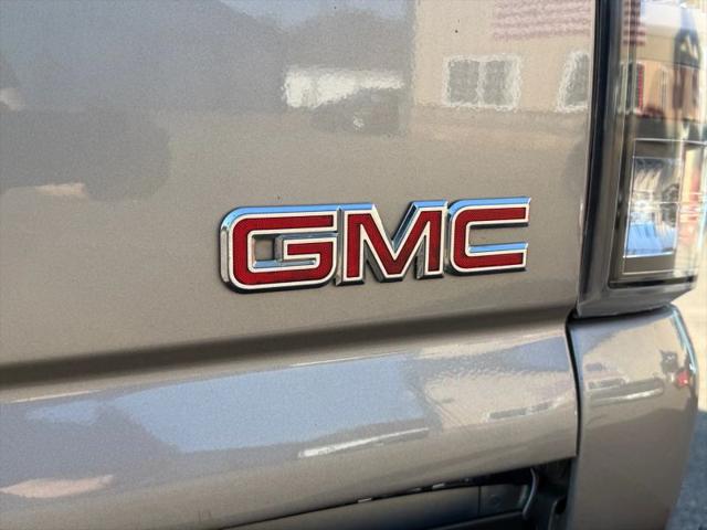 2003 GMC Sierra 2500HD SLT