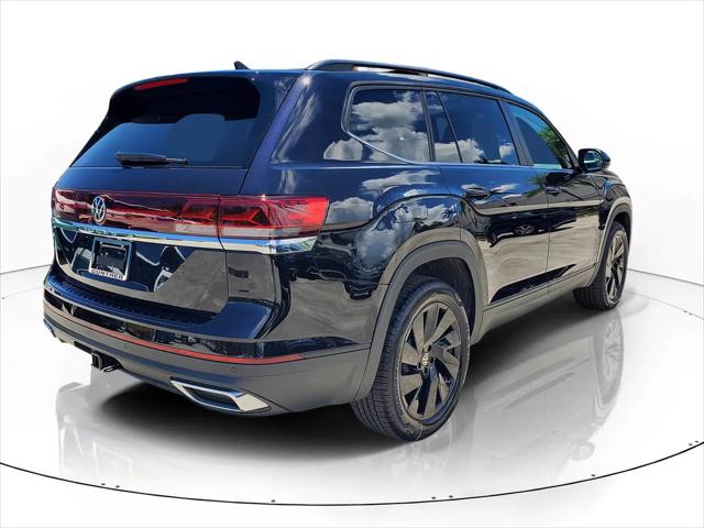 2026 Volkswagen Atlas SE with Technology