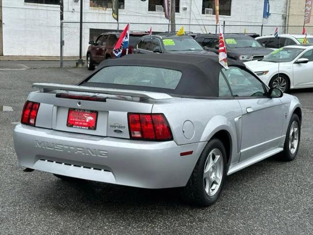 2003 Ford Mustang Premium