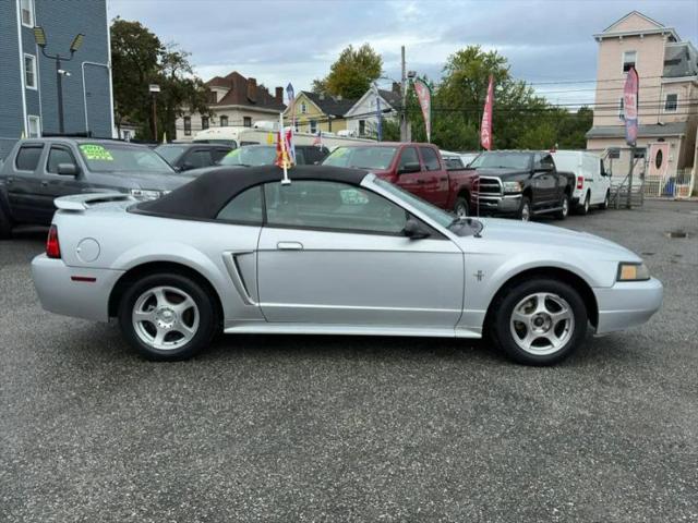 2003 Ford Mustang Premium