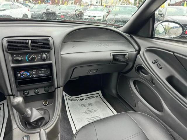 2003 Ford Mustang Premium