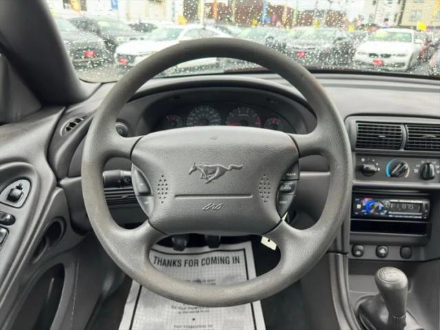 2003 Ford Mustang Premium