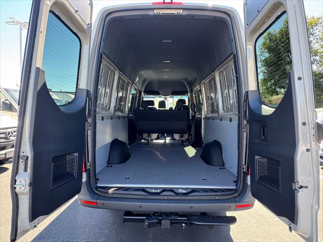 2026 Mercedes-Benz Sprinter Cargo Van Cargo 170 WB