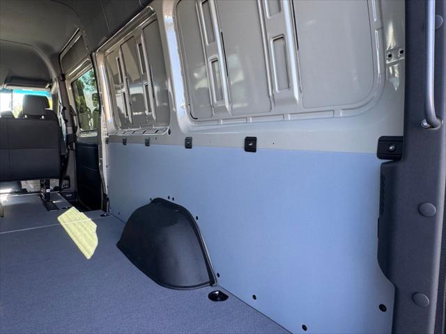 2026 Mercedes-Benz Sprinter Cargo Van Cargo 170 WB