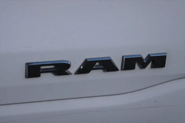 2022 Ram 1500 Big Horn Crew Cab 4x4 64 Box