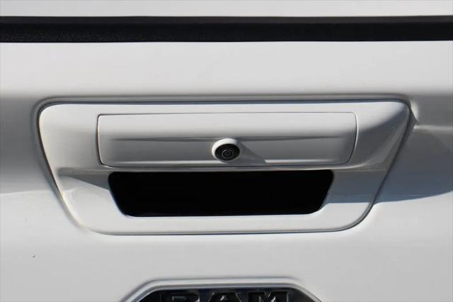 2022 Ram 1500 Big Horn Crew Cab 4x4 64 Box
