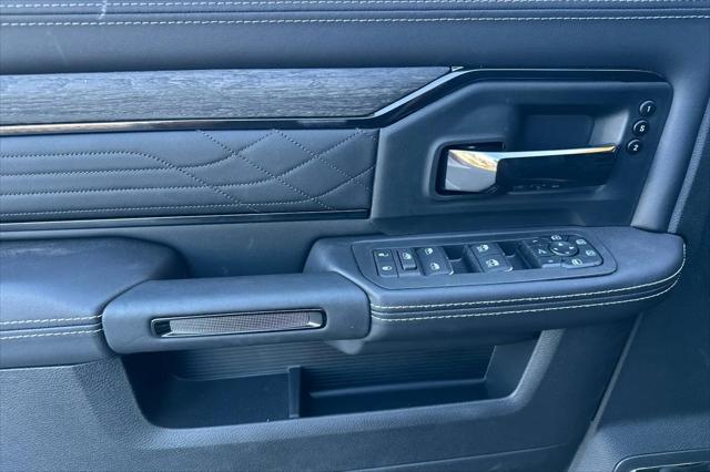 2026 Ram 3500 Limited Crew Cab 4x4 8' Box