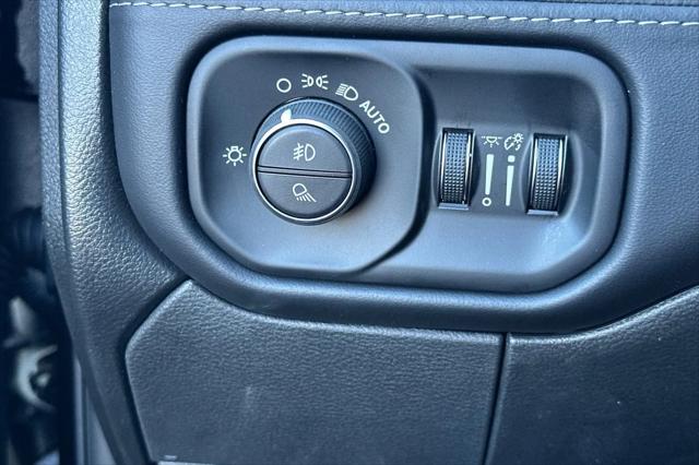2026 Ram 3500 Limited Crew Cab 4x4 8' Box