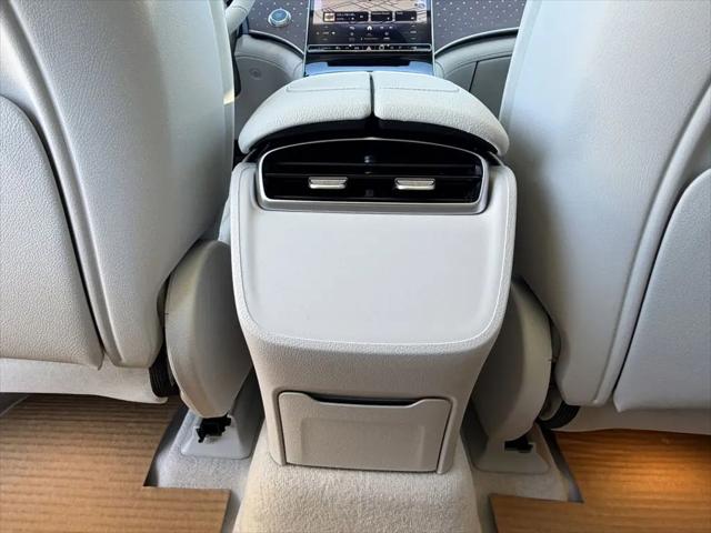 2026 Mercedes-Benz EQE 320 EQE 320