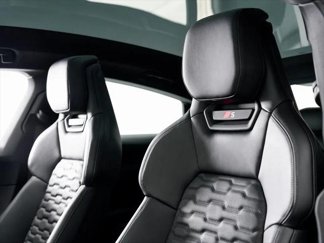 2026 Audi e-tron GT Premium Plus quattro