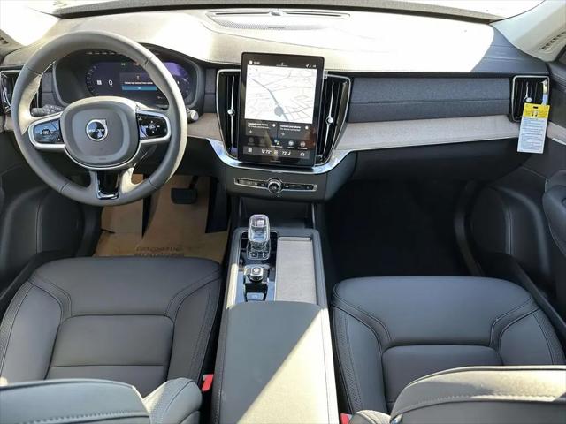 2026 Volvo XC90 Plus, B6 AWD Gas (mild hybrid), Gasoline, Bright, 7 Seats