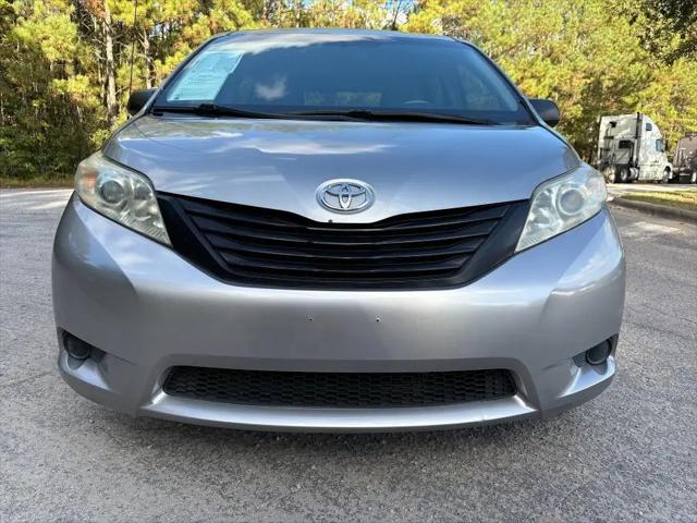 2012 Toyota Sienna Base 7 Passenger