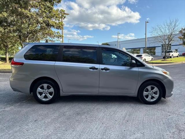 2012 Toyota Sienna Base 7 Passenger