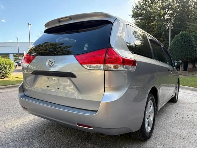 2012 Toyota Sienna Base 7 Passenger