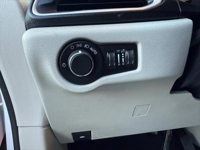 2022 Ram 1500 Laramie Crew Cab 4x4 57 Box