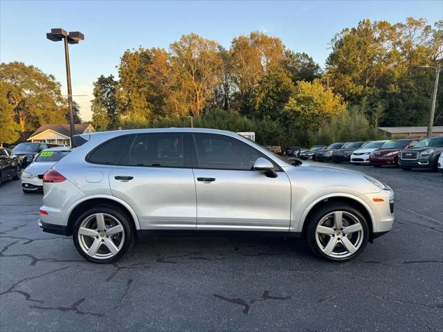 2018 Porsche Cayenne Platinum Edition