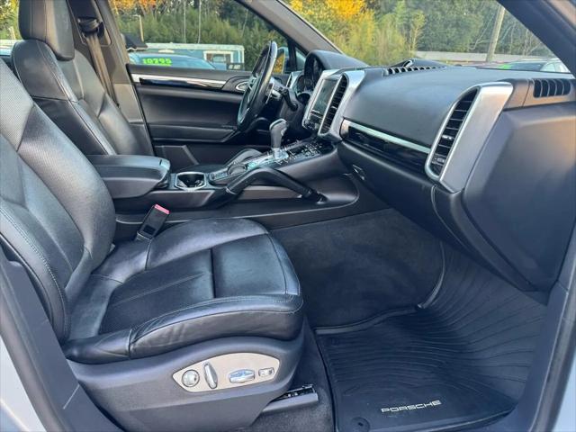 2018 Porsche Cayenne Platinum Edition